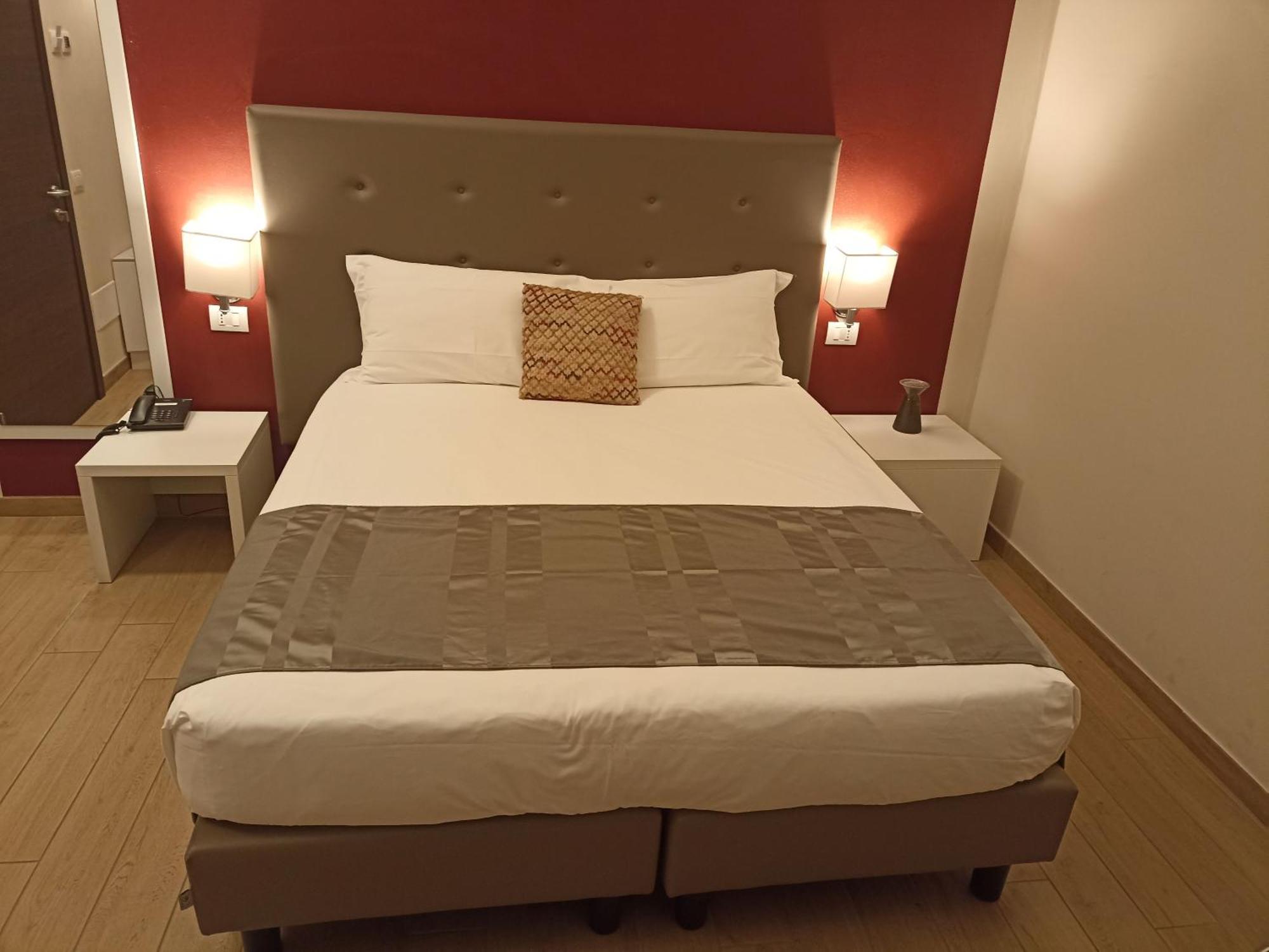 Palazzo Marignano Hotel Melegnano Zewnętrze zdjęcie