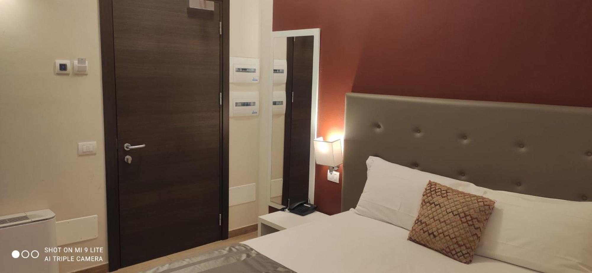 Palazzo Marignano Hotel Melegnano Zewnętrze zdjęcie