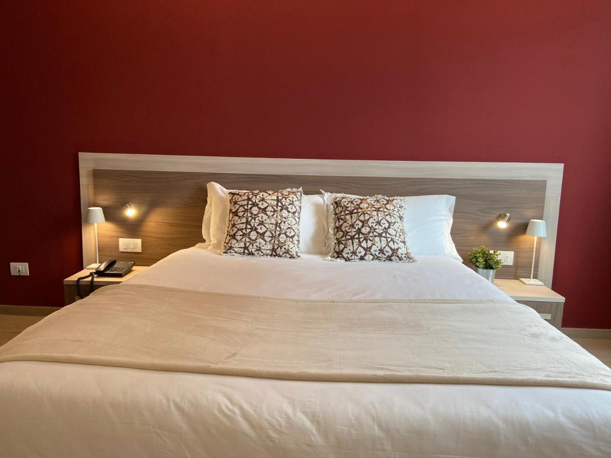 Palazzo Marignano Hotel Melegnano Zewnętrze zdjęcie